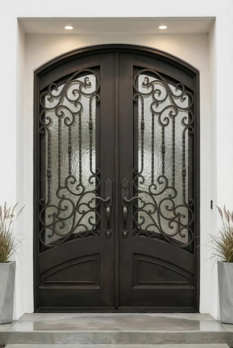 Eyebrow Top Double Door in setting - DE012